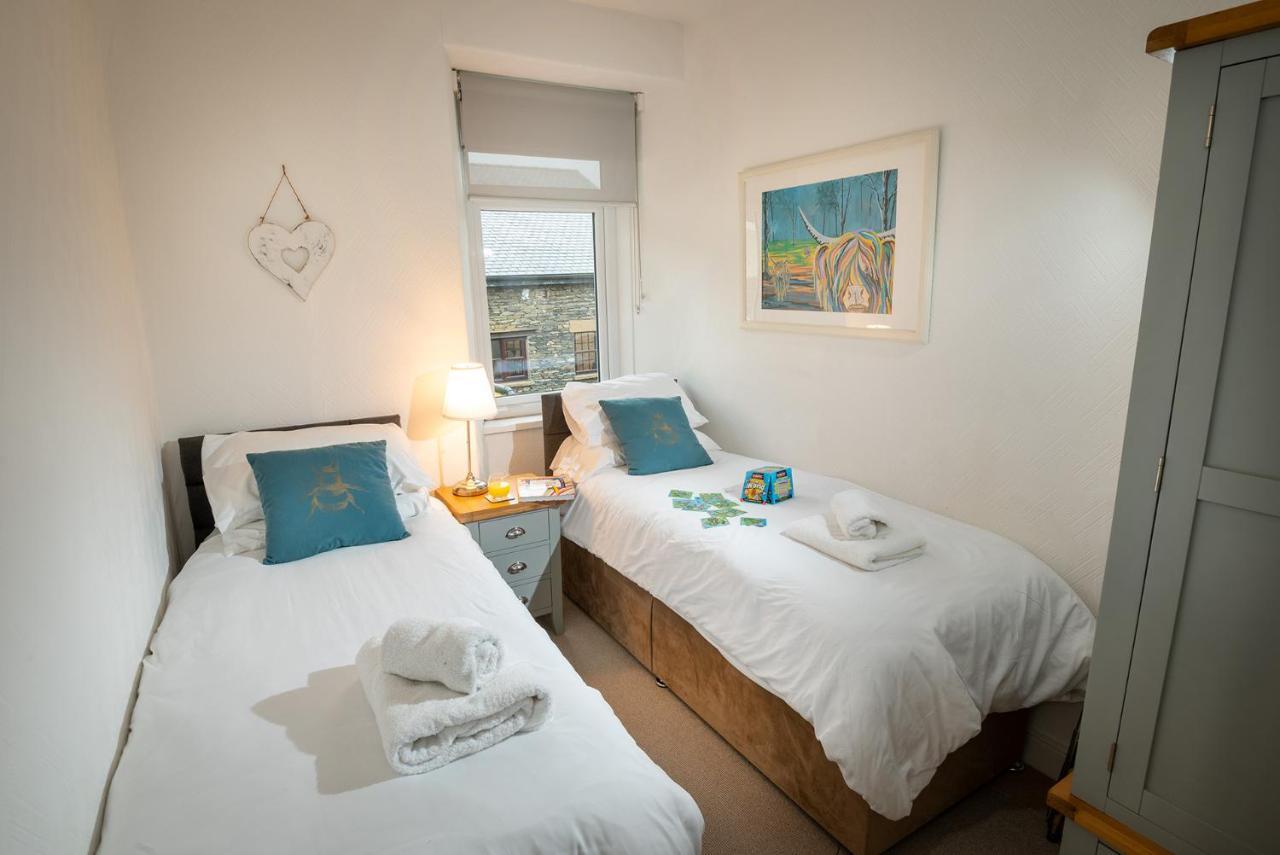 Woodland Cottage - Private Courtyard - Pet Friendly Retreat In The Heart Of Windermere Exterior photo